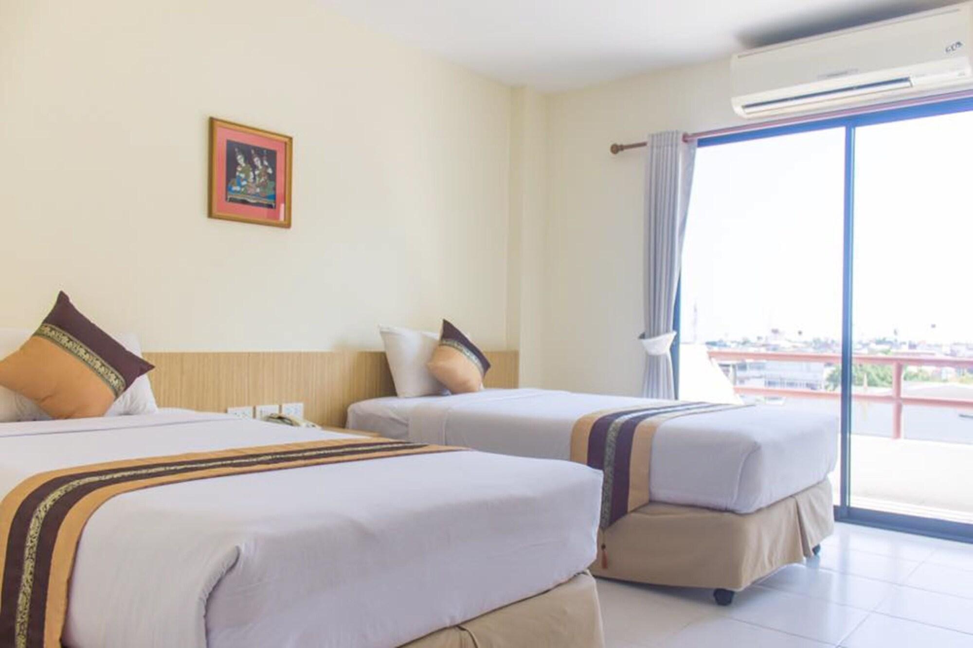 Star 3 Hotel And Residence Rayong Luaran gambar