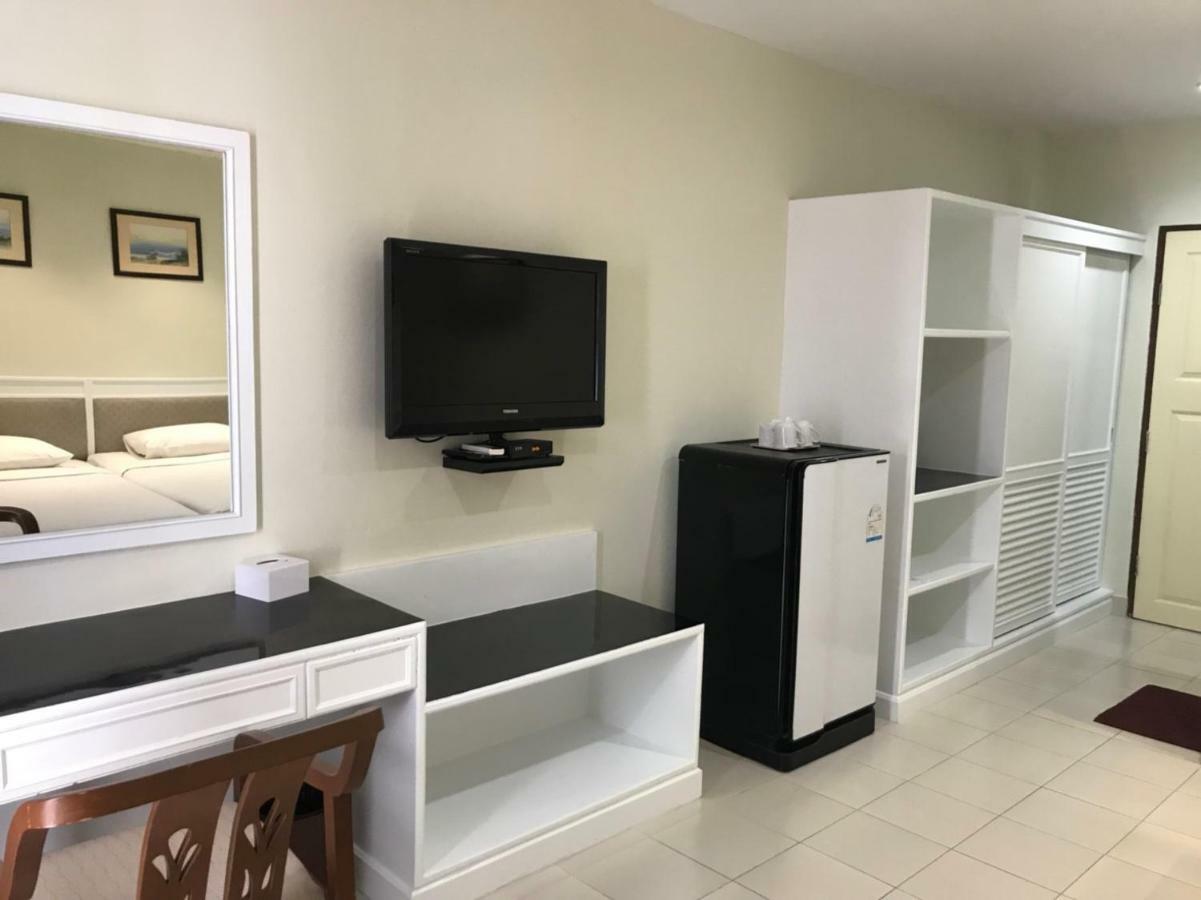 Star 3 Hotel And Residence Rayong Luaran gambar