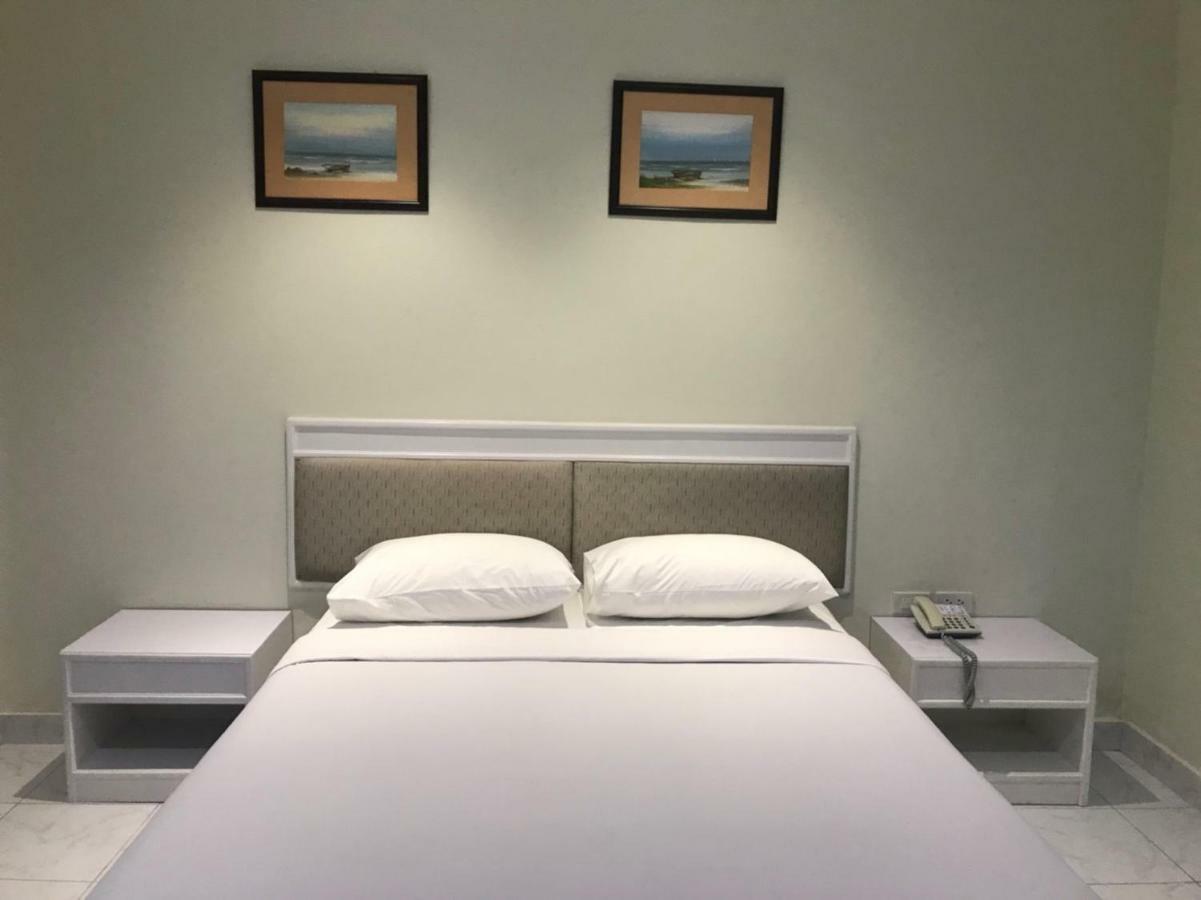 Star 3 Hotel And Residence Rayong Luaran gambar