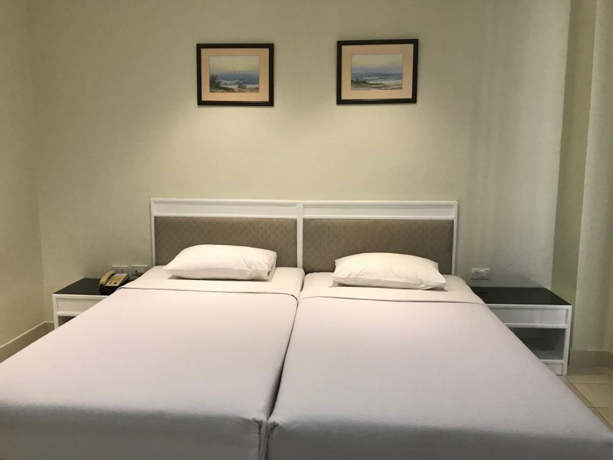 Star 3 Hotel And Residence Rayong Luaran gambar